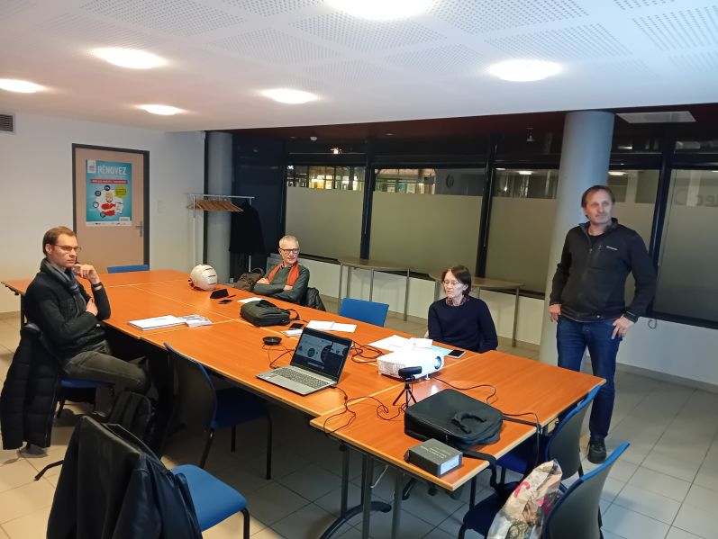 Fichier:Atelierconférenciers.jpg